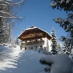 Suekar Apartman Bad Kleinkirchheim