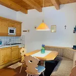 Sukar Apartment *
