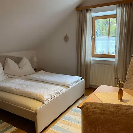 Suekar バド クラインキルヒハイム