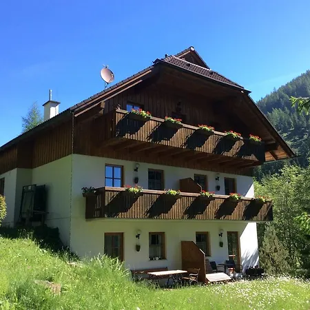 Apartment Sukar