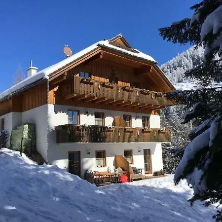 Suekar アパート *